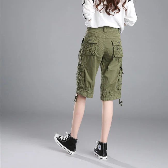 BEIGE CARGO SHORTS FÜR DAMEN KLASSISCH