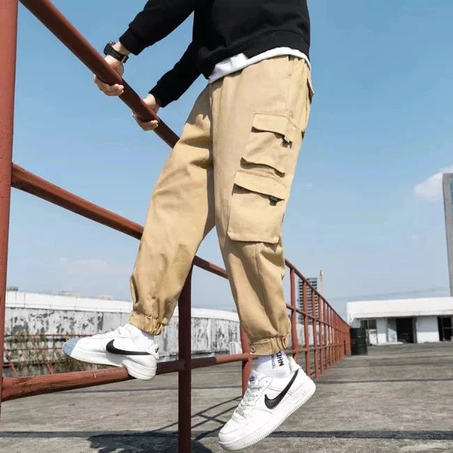 BEIGE HERREN CARGO HOSE IM HAREM STIL