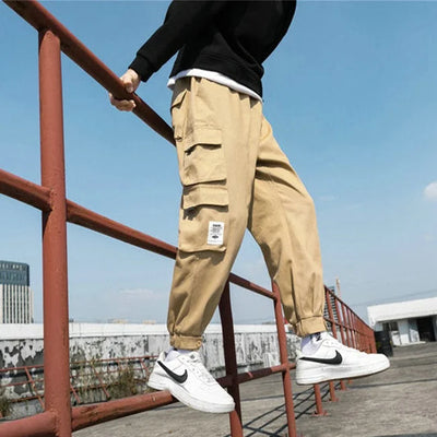 BEIGE HERREN CARGO HOSE IM HAREM STIL