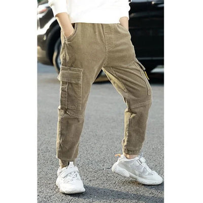 CARGO HOSE KLEINE GRÖSSEN AUS WEICHEM VELOURS