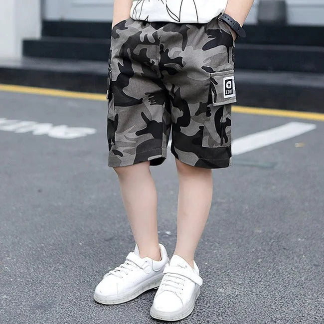 GRAUE CAMOUFLAGE CARGO SHORTS FÜR KINDER Camouflage / 3 jahre
