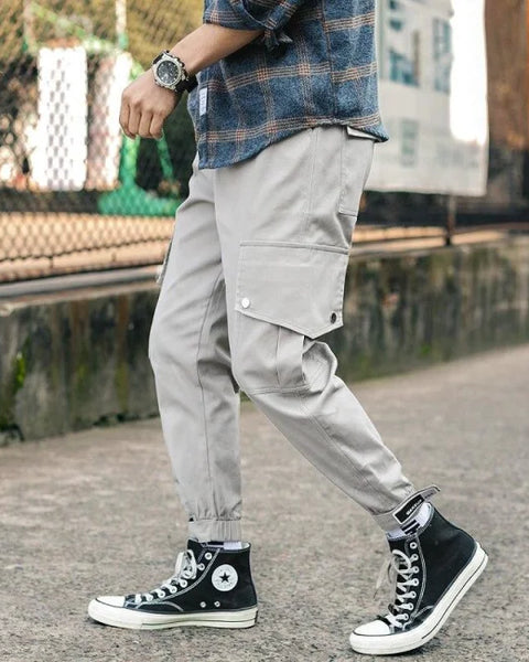 HELLE HERREN CARGO HOSE IN GRAU