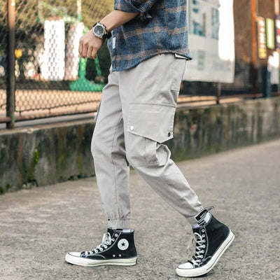 HELLE HERREN CARGO HOSE IN GRAU