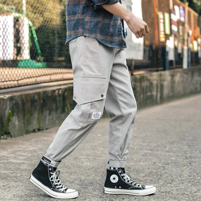 HELLE HERREN CARGO HOSE IN GRAU