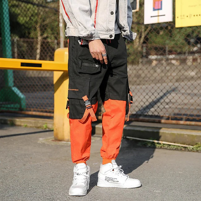 HERREN CARGO HOSE IN ORANGE UND SCHWARZ