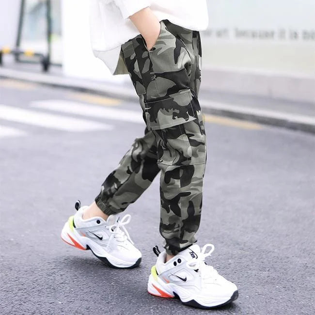 MILITÄRISCHE CARGO HOSE JUNGEN