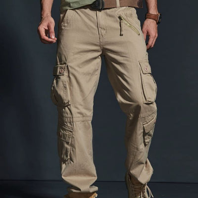 MULTIFUNKTIONALE CARGO HOSE MIT ZAHLREICHEN TASCHEN