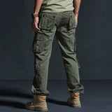 MULTIFUNKTIONALE CARGO HOSE MIT ZAHLREICHEN TASCHEN
