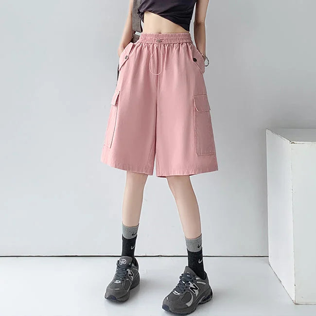 OVERSIZED CARGO SHORTS FÜR DAMEN IN ROSÉ