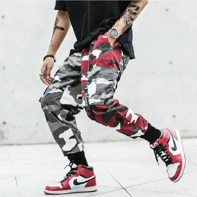 ROTE UND GRAUE CAMOUFLAGE CARGO HOSE