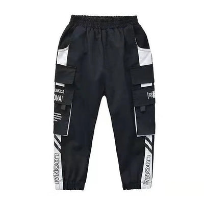 SCHWARZ WEISSE CARGO HOSE FÜR JUNGEN STREETWEAR
