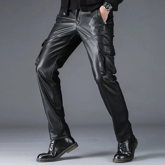 SCHWARZE CARGO HOSE LEDERIMITAT