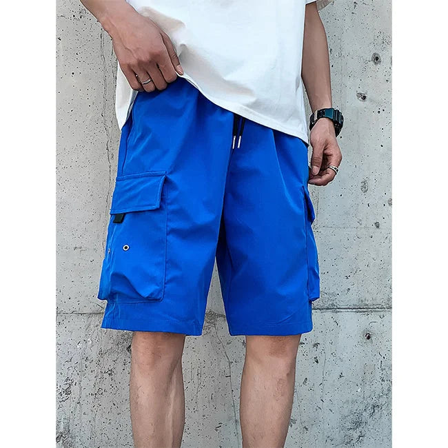 SCHWARZE CARGO SHORTS MIT DETAILS
