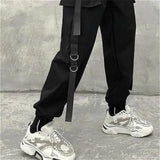 SCHWARZE HIGH WAIST CARGO HOSE MIT KETTE