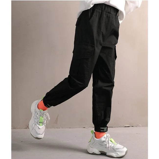 SCHWARZE SPORT CARGO HOSE FÜR MÄDCHEN