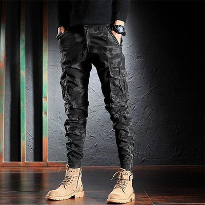 SLIM FIT CAMOUFLAGE CARGO JEANS